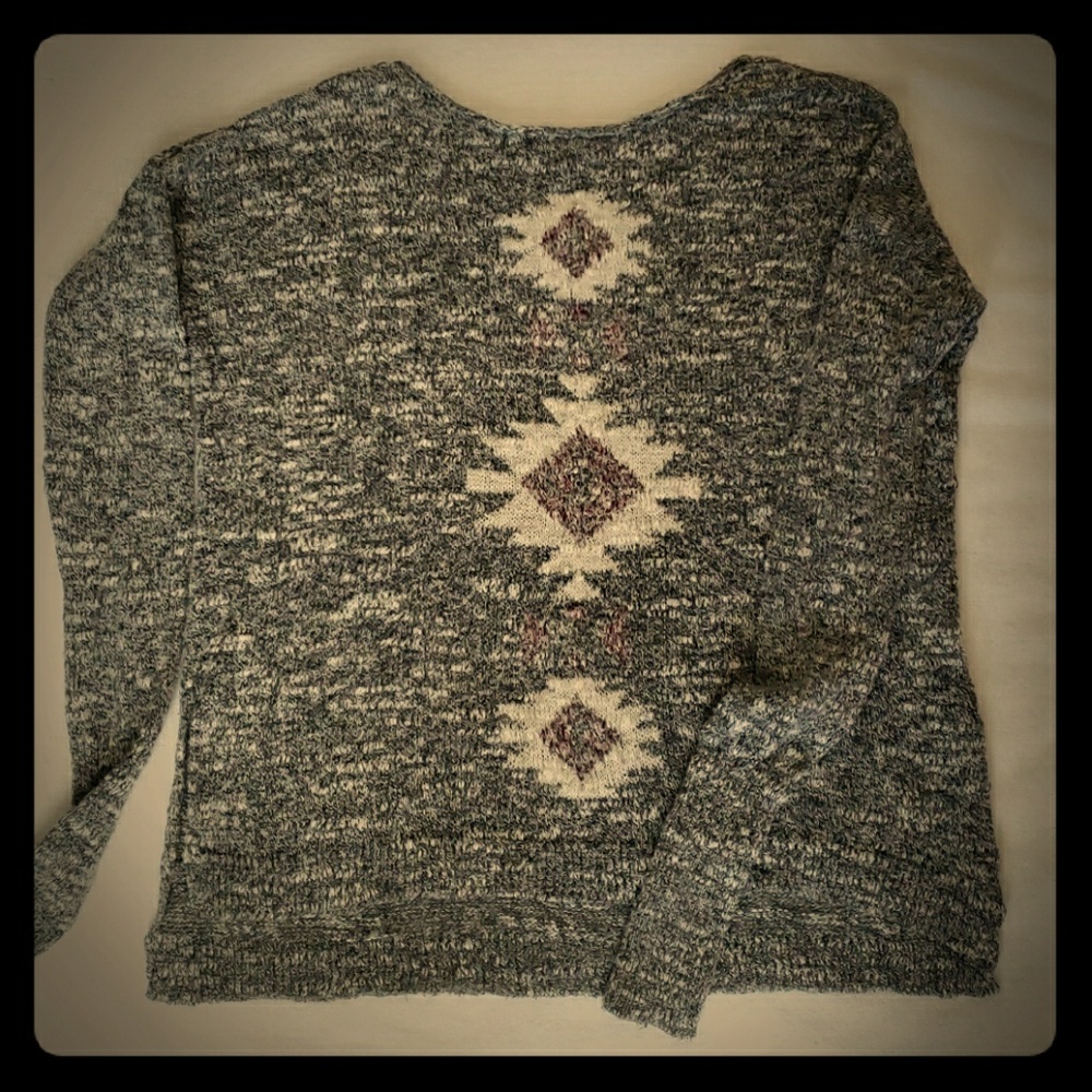 Lightweight Hollister sweater
